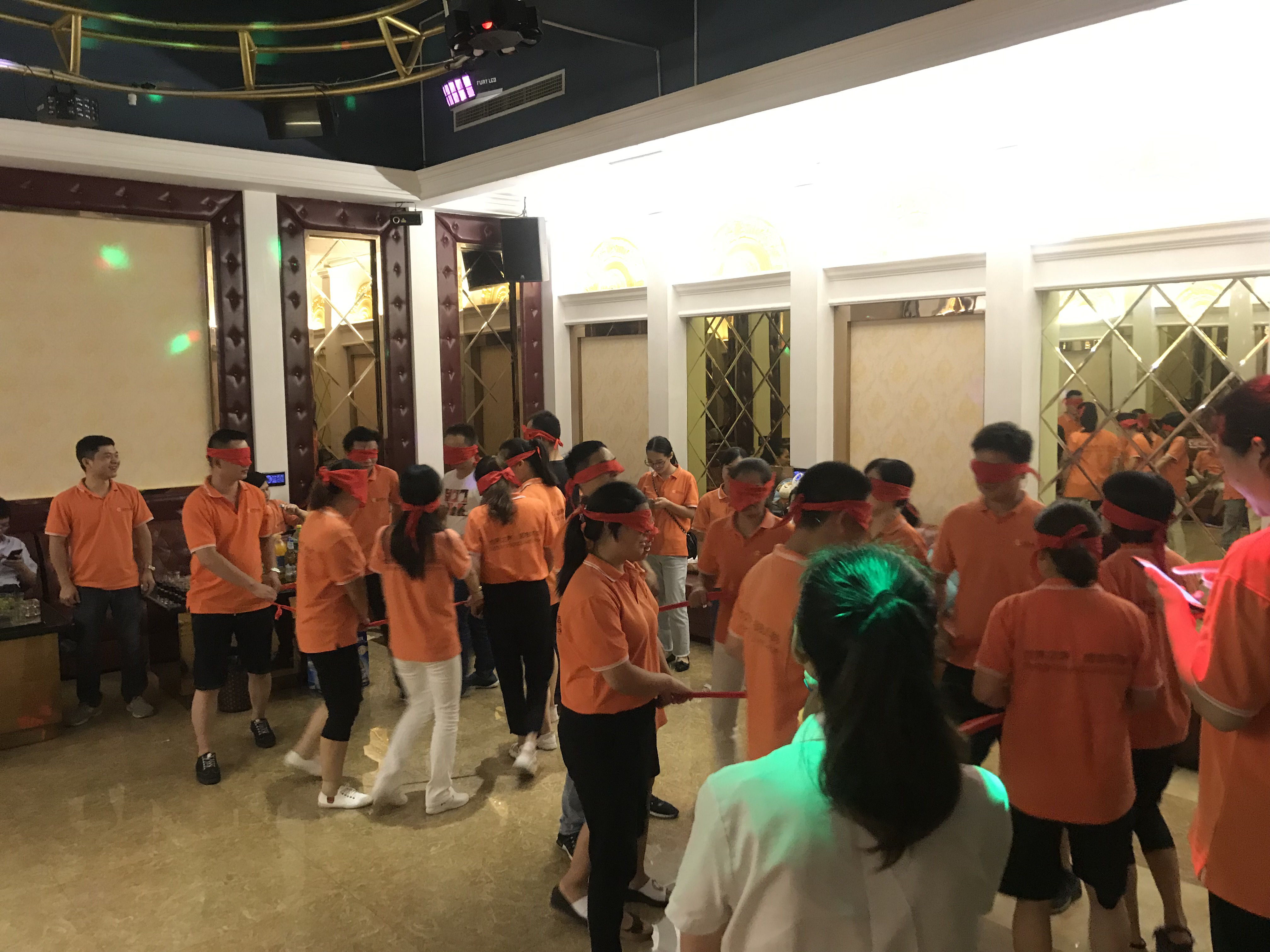 凝心聚力，激揚青春